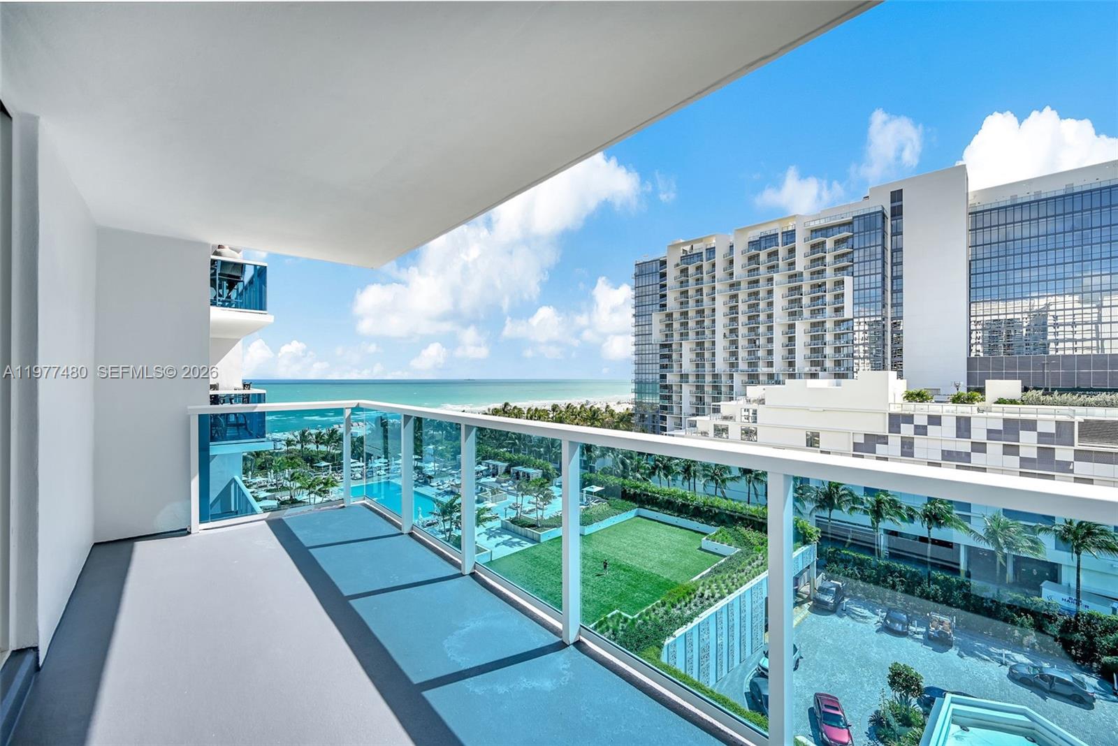REDUCED!! THE BEST DEAL IN THE BUILDING. 
Stunning South East ocean views (the most desired line), located in one of South Beach’s most sought-after oceanfront resorts. The maintenance includes cable, WiFi, water, and valet parking with one assigned space. Live the resort lifestyle at Roney Palace, which shares its building with the luxury 1 Hotel. Residents enjoy exclusive access to top-tier amenities, including three oceanfront pools, a hot tub, full beach service, and a variety of high-end dining and wellness options. On-site spots include Habitat, STK South Beach, Planthouse Organic Café, Watr at the Rooftop, SoulCycle, Anatomy Gym, a luxury spa, salon, and designer retail boutiques.
