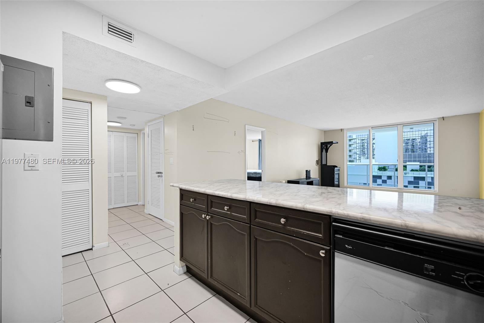 RONEY PALACE CONDO - Residential