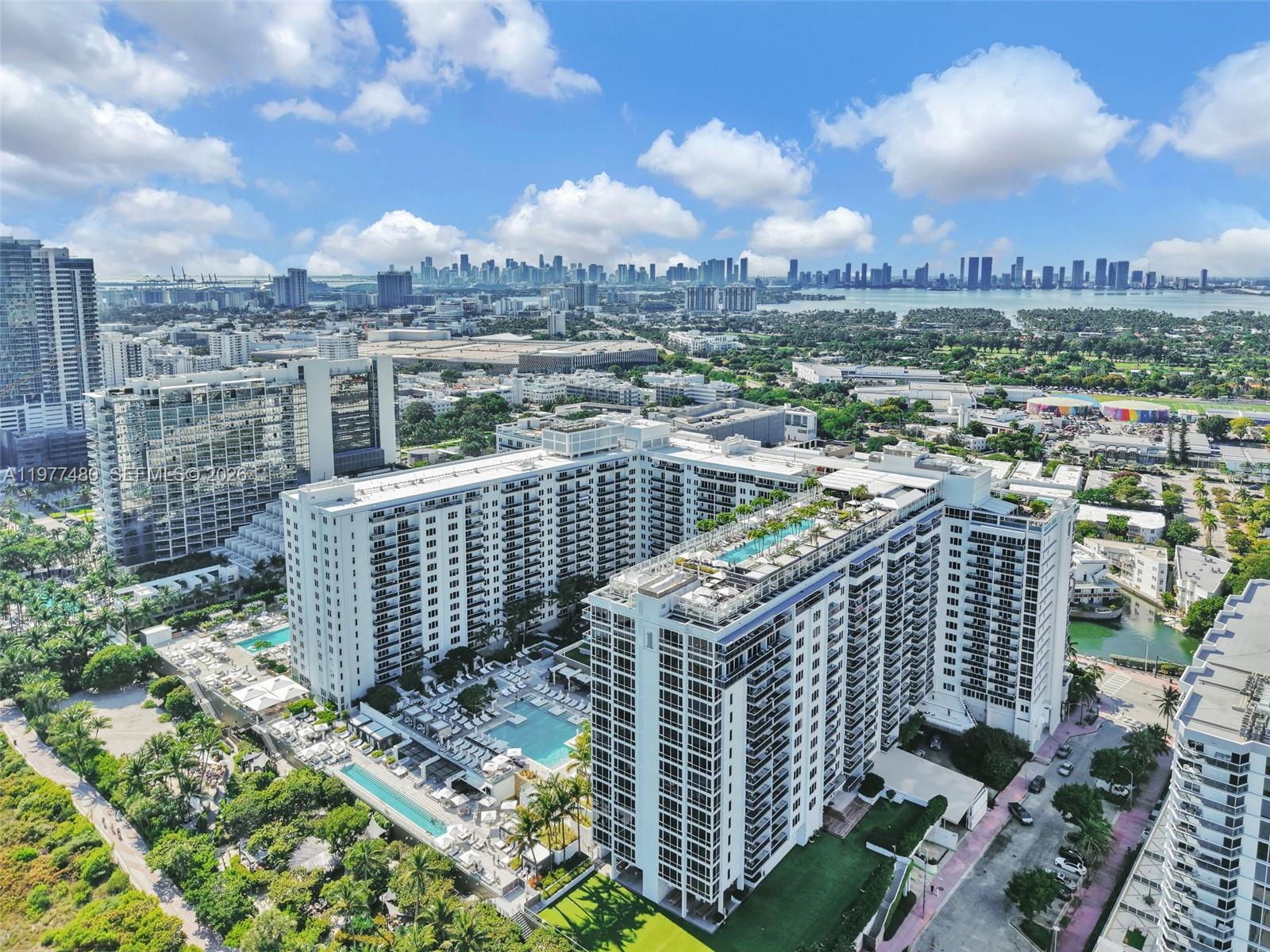 RONEY PALACE CONDO - Residential