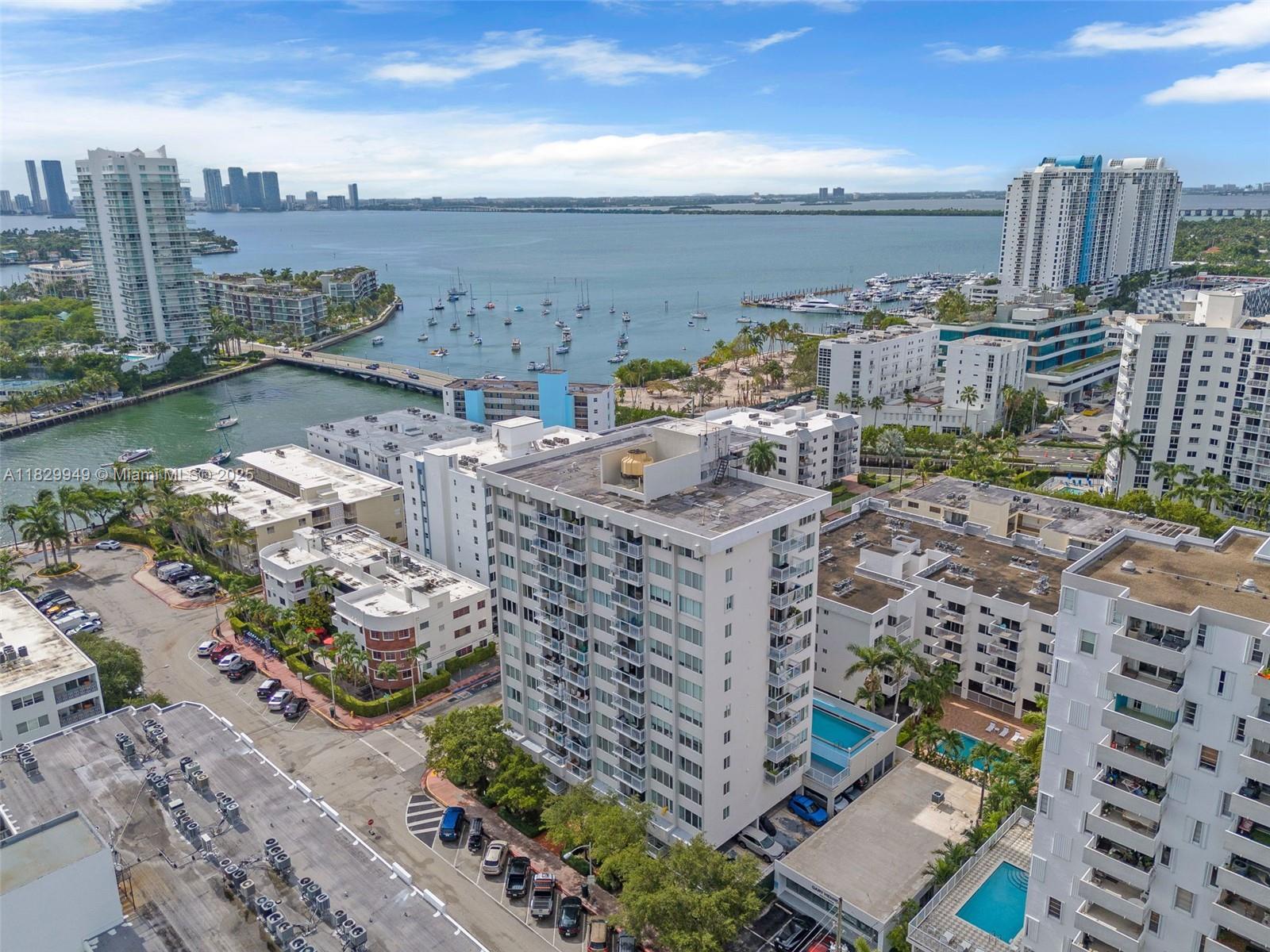 BAYVIEW CONDO - Residential