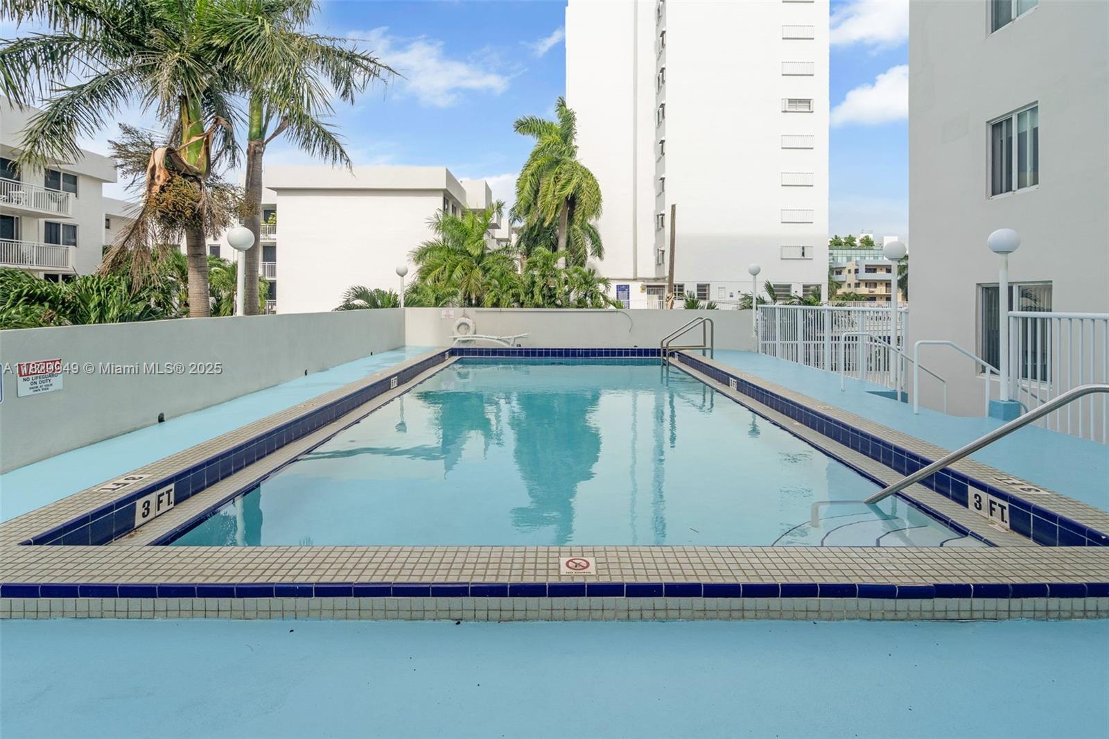 BAYVIEW CONDO - Residential