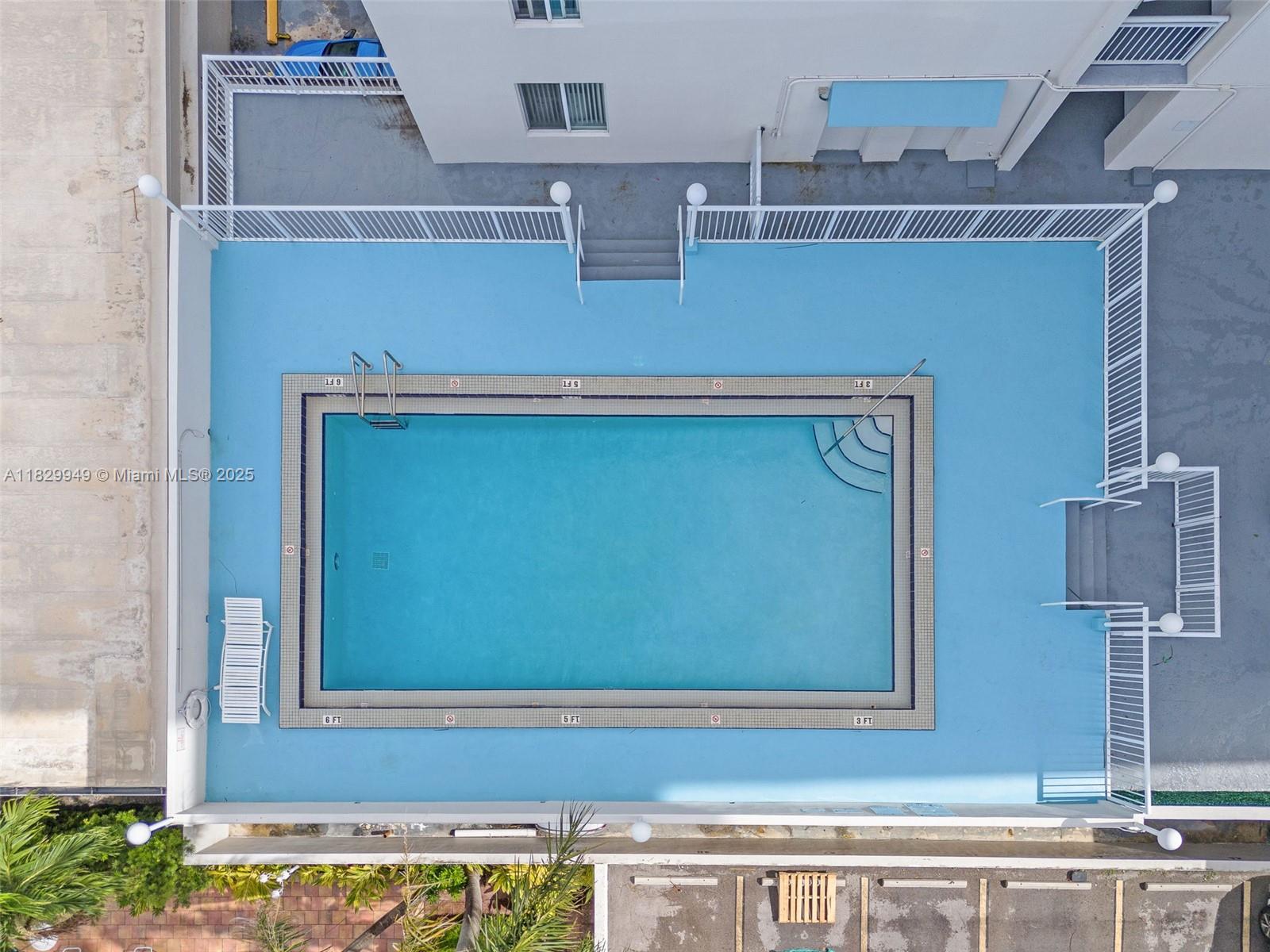 BAYVIEW CONDO - Residential