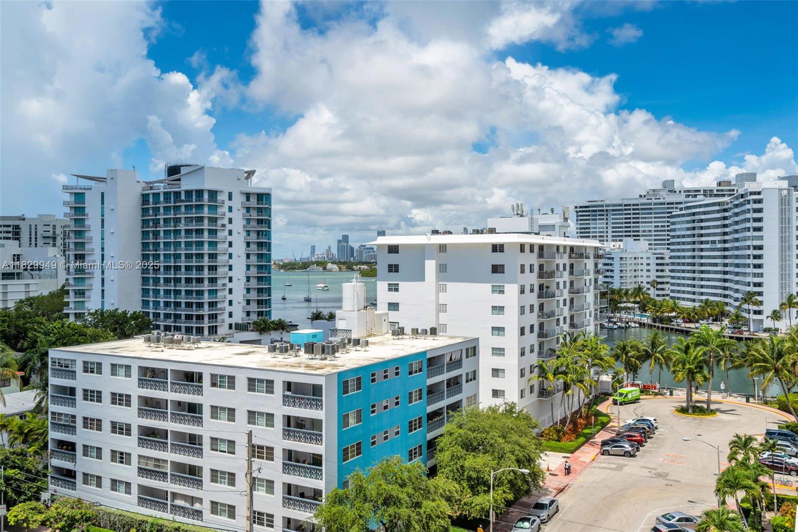 BAYVIEW CONDO - Residential