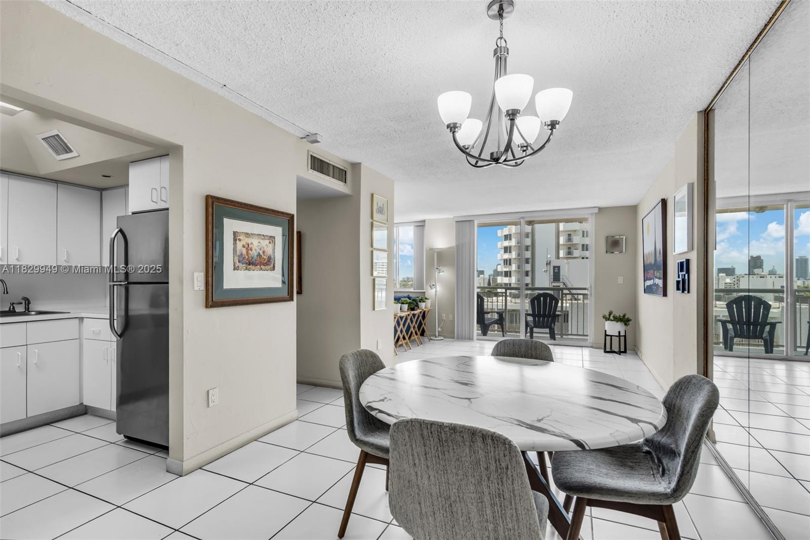 BAYVIEW CONDO - Residential