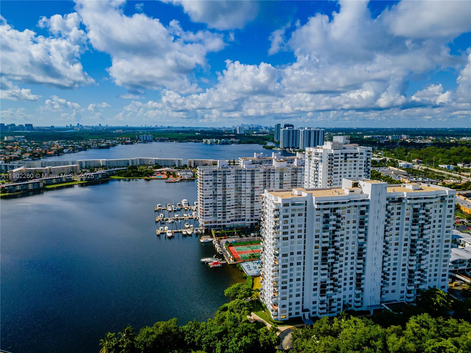 COMMODORE PLAZA CONDO - Residential