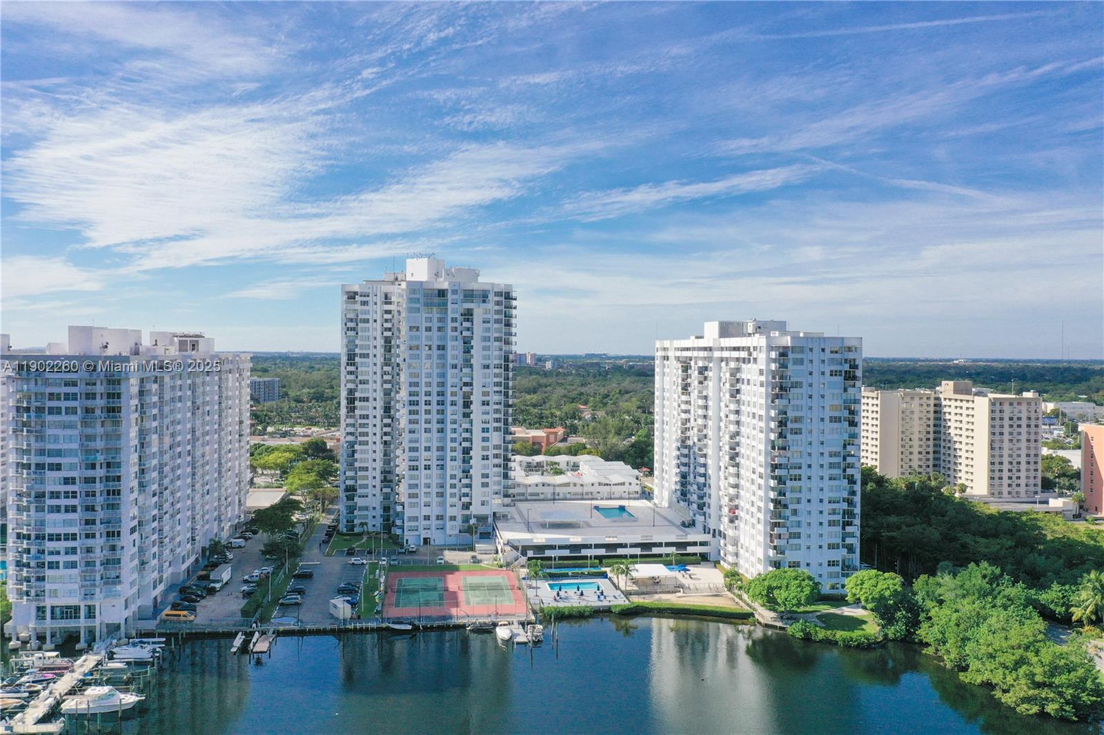 COMMODORE PLAZA CONDO - Residential