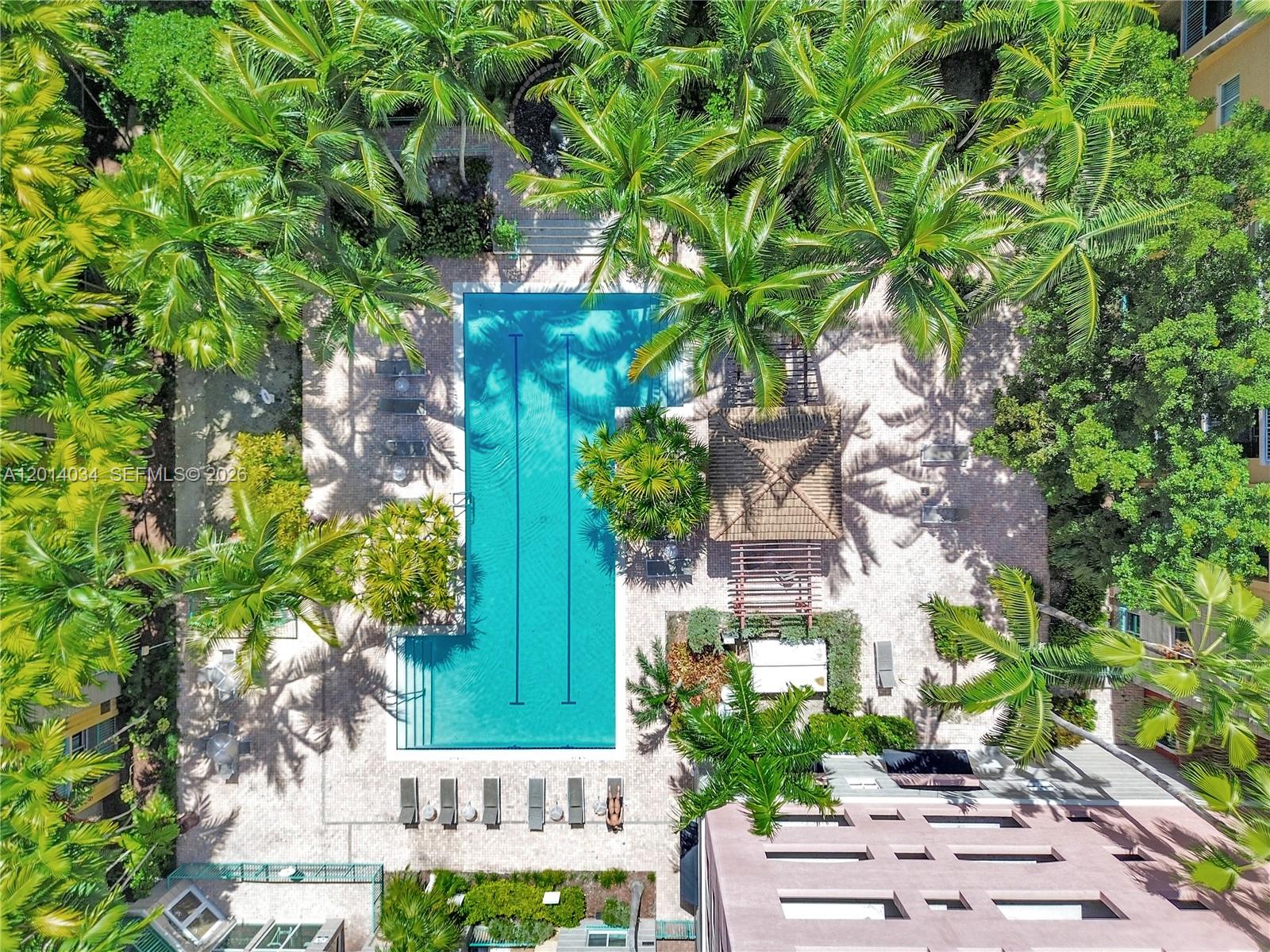 VALENCIA CONDO - Residential