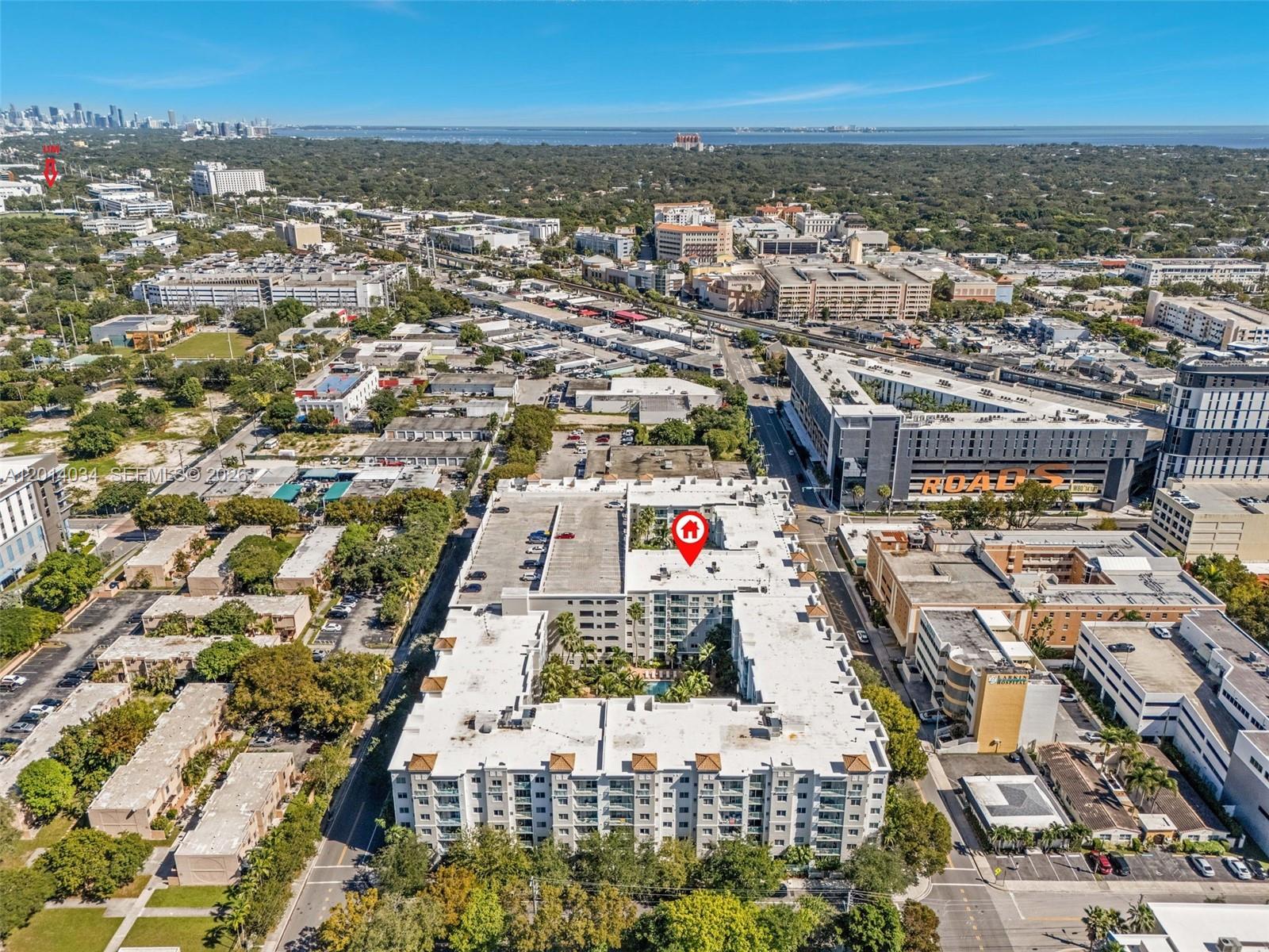VALENCIA CONDO - Residential