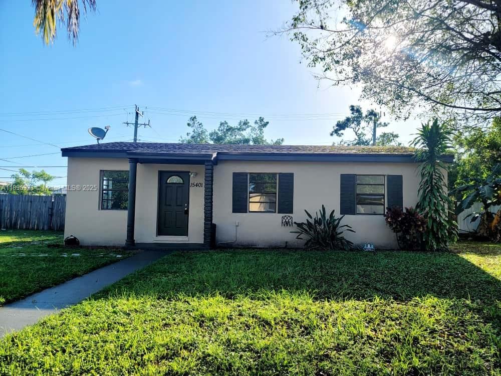 GUAVA GROVE ESTATES 1ST A - Residential Lease