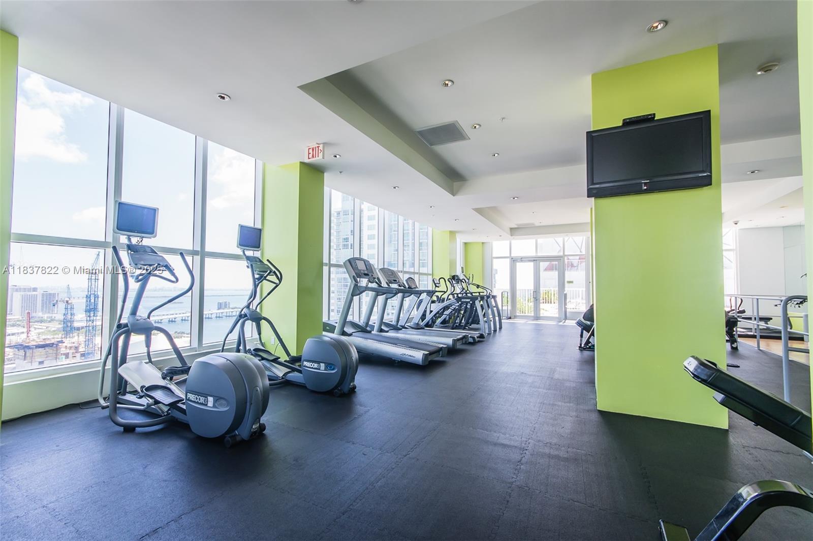 Loft Downtown 2 - Residential Lease