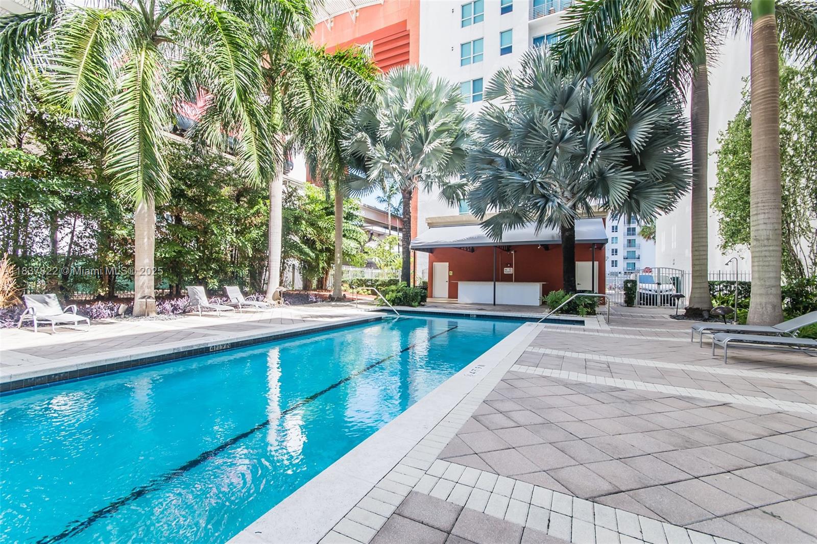 Loft Downtown 2 - Residential Lease