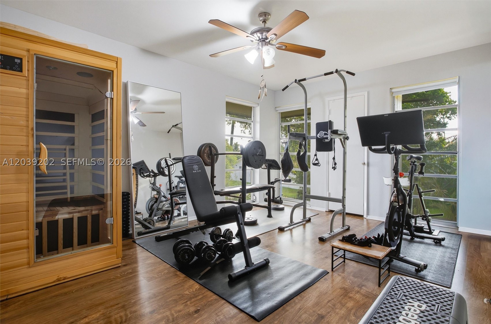 COUNTRY CLUB OF MIAMI EST - Residential