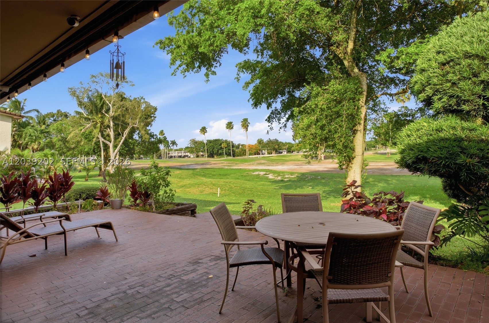 COUNTRY CLUB OF MIAMI EST - Residential