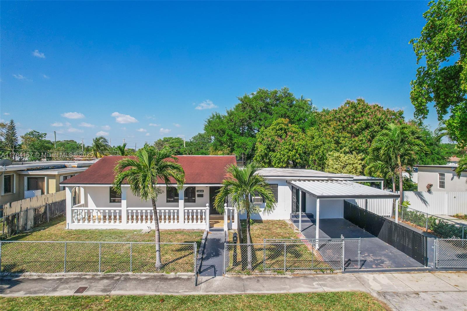 GRAPELAND HEIGHTS - Residential Lease