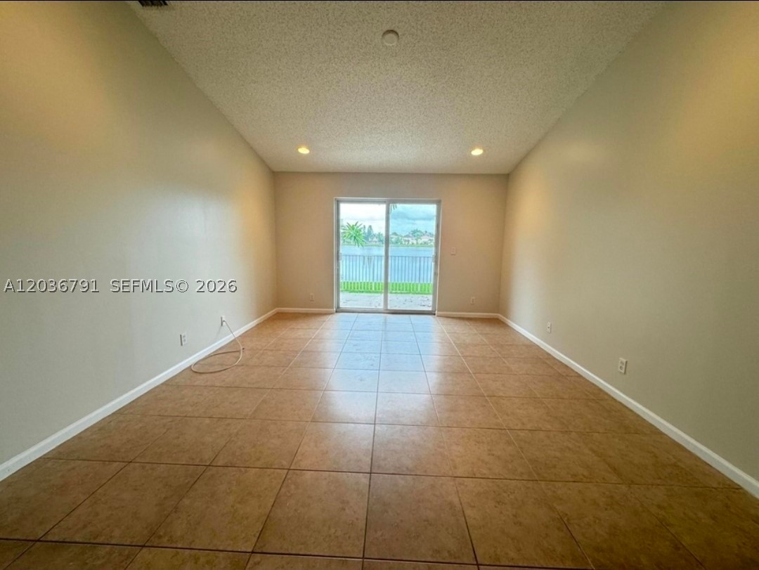 RIVERMILL - Residential
