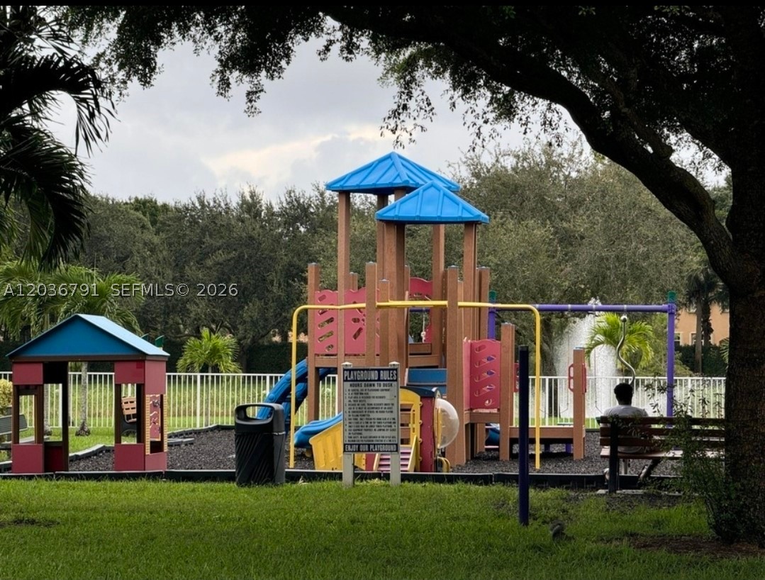 RIVERMILL - Residential