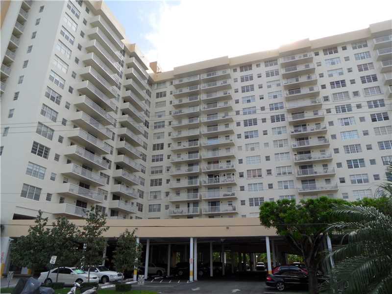 BRING OFFERS TO THIS 1300+ SQ FT CONDO W/ GREAT WATER VIEWS OF INTRACOASTAL. NICELY SIZED RMS, SPACIOUS LIVING RM, DINING RM AREA, OPEN KITCHEN, LG MASTER BEDRM, UPDATED MASTER BATH, LOTS OF CLOSET SPACE, LG BALCONY TO ENJOY WATERVIEW.  BLDG HAS WATERFRONT POOL, GYM & MORE, ASSIGNED COVERED PARKING, CONVENIENT LOCATION CLOSE TO SHOPPING, RESTAURANTS, BEACH, GOLF & SO MUCH MORE. ***MONTHLY MAINTENANCE IS $424 OR THEY ALLOW YOU TO PAY QUARTERLY AT $1272.00. ASSESSMENT OF $123.26 A MONTH FOR ONE MORE YEAR**