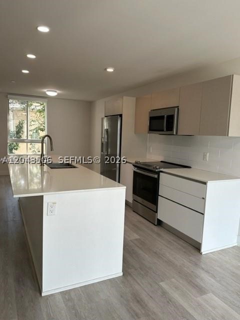 RIVERWOOD - Residential