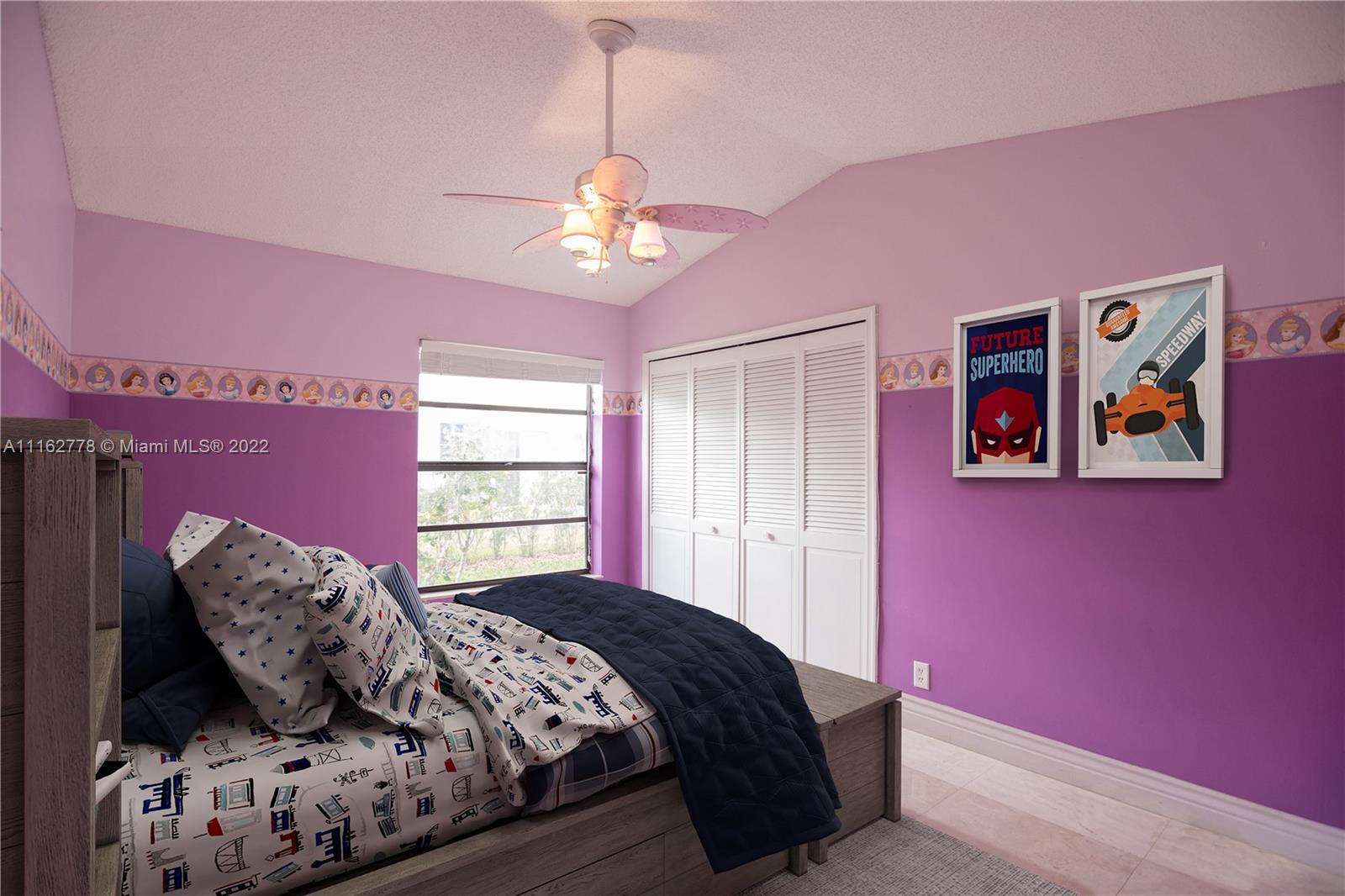 JACARANDA LAKES SEC ELEVE - Residential
