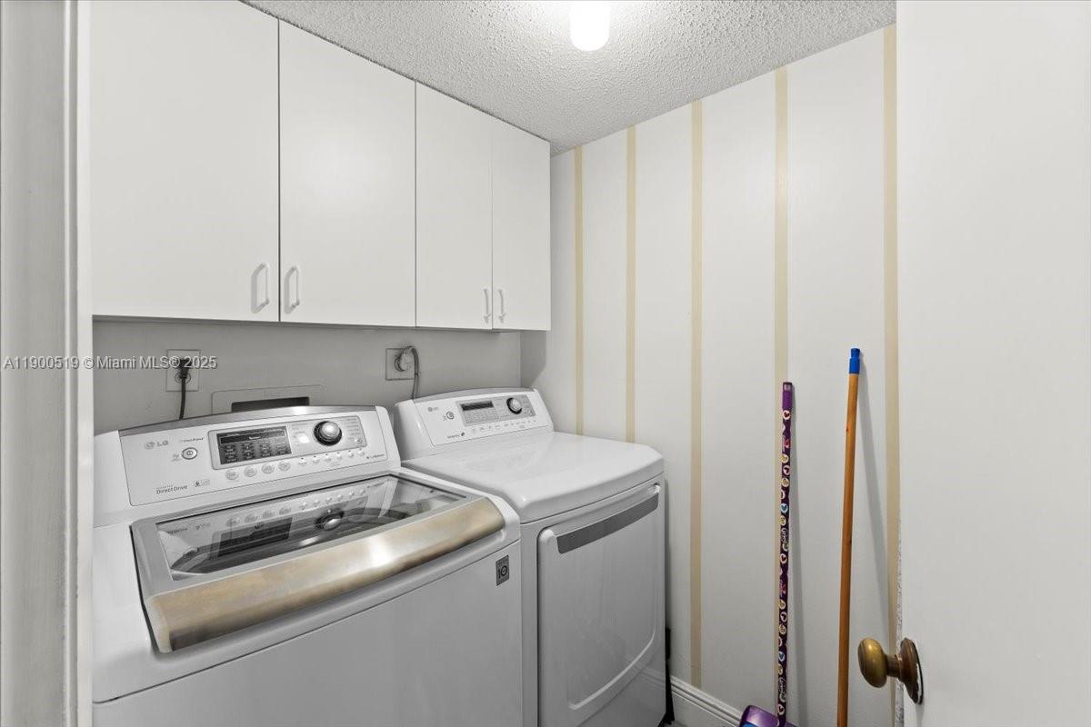 OAKLAND FOREST CLUB CONDO - Residential