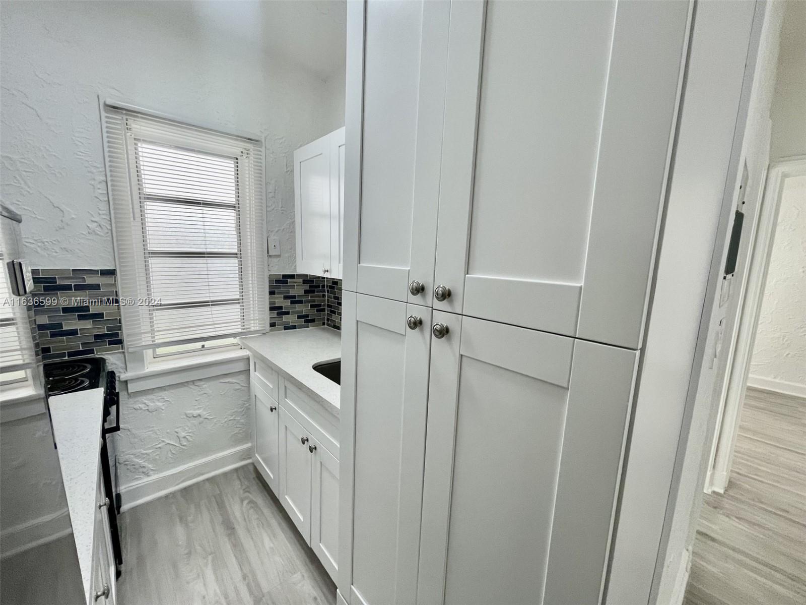 CORAL GABLES COUNTRY CLUB - Residential Lease