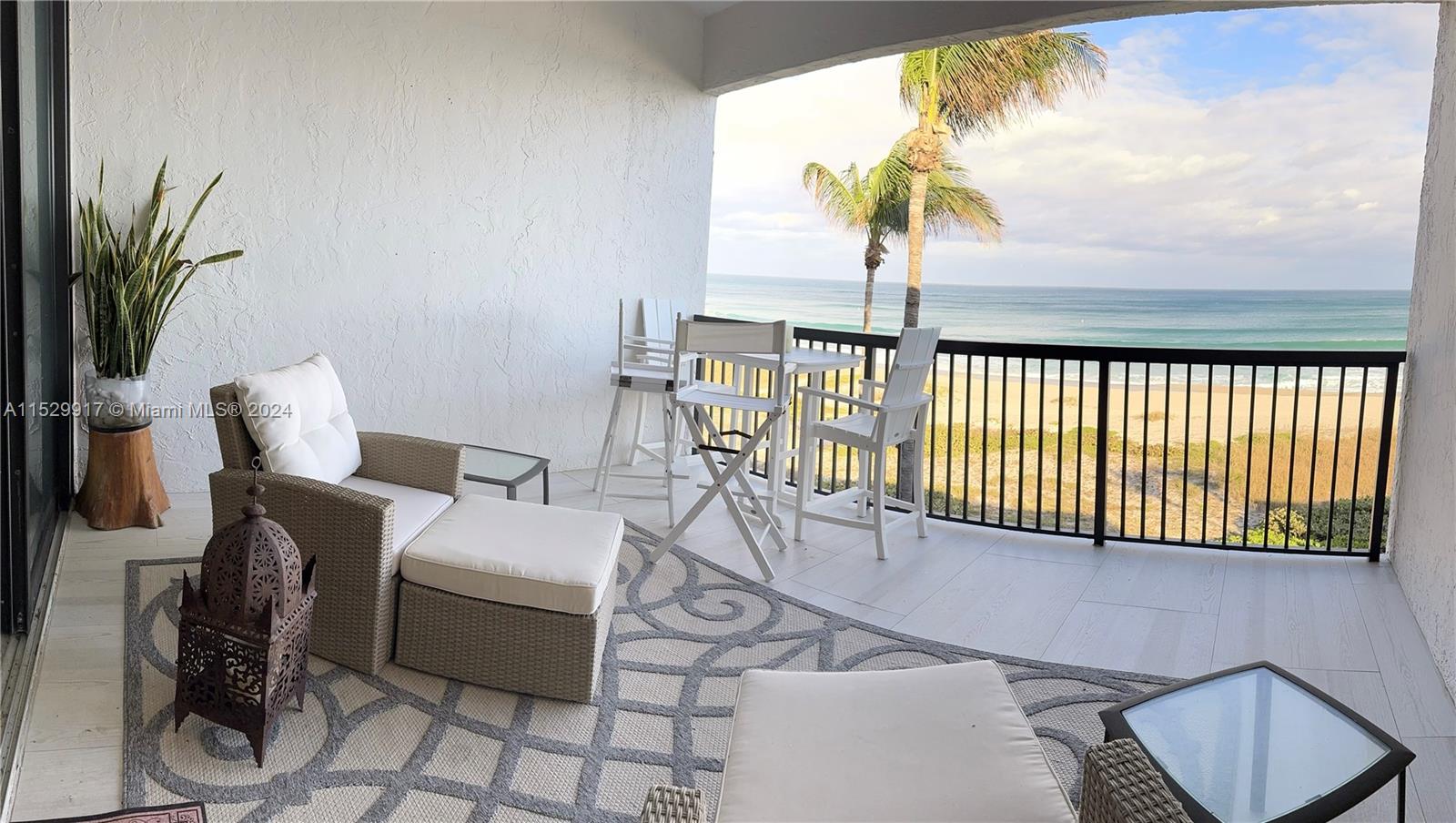 OCEAN TOWNHOUSES CONDO - Residential