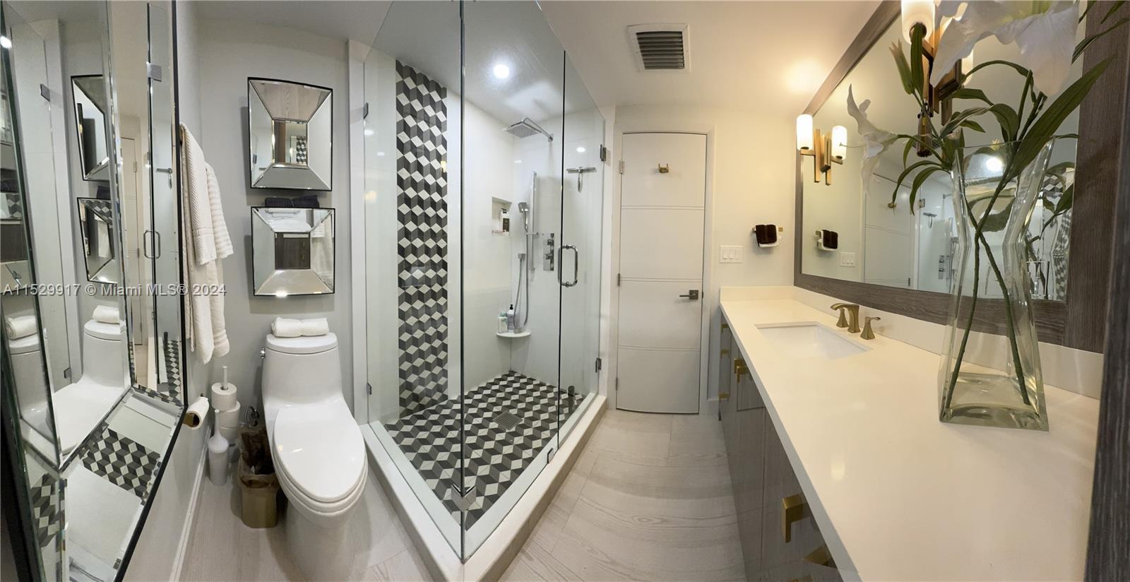 OCEAN TOWNHOUSES CONDO - Residential