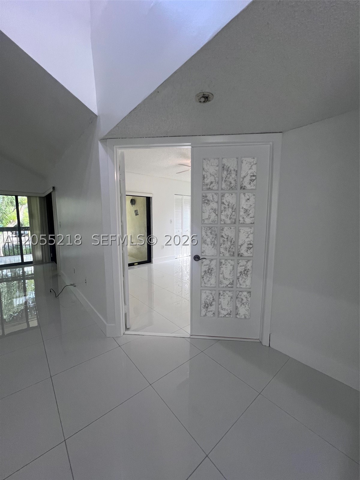 ELAN AT CALUSA CONDO VI - Residential Lease