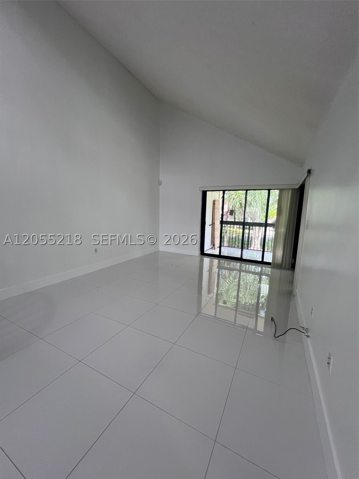 ELAN AT CALUSA CONDO VI - Residential Lease