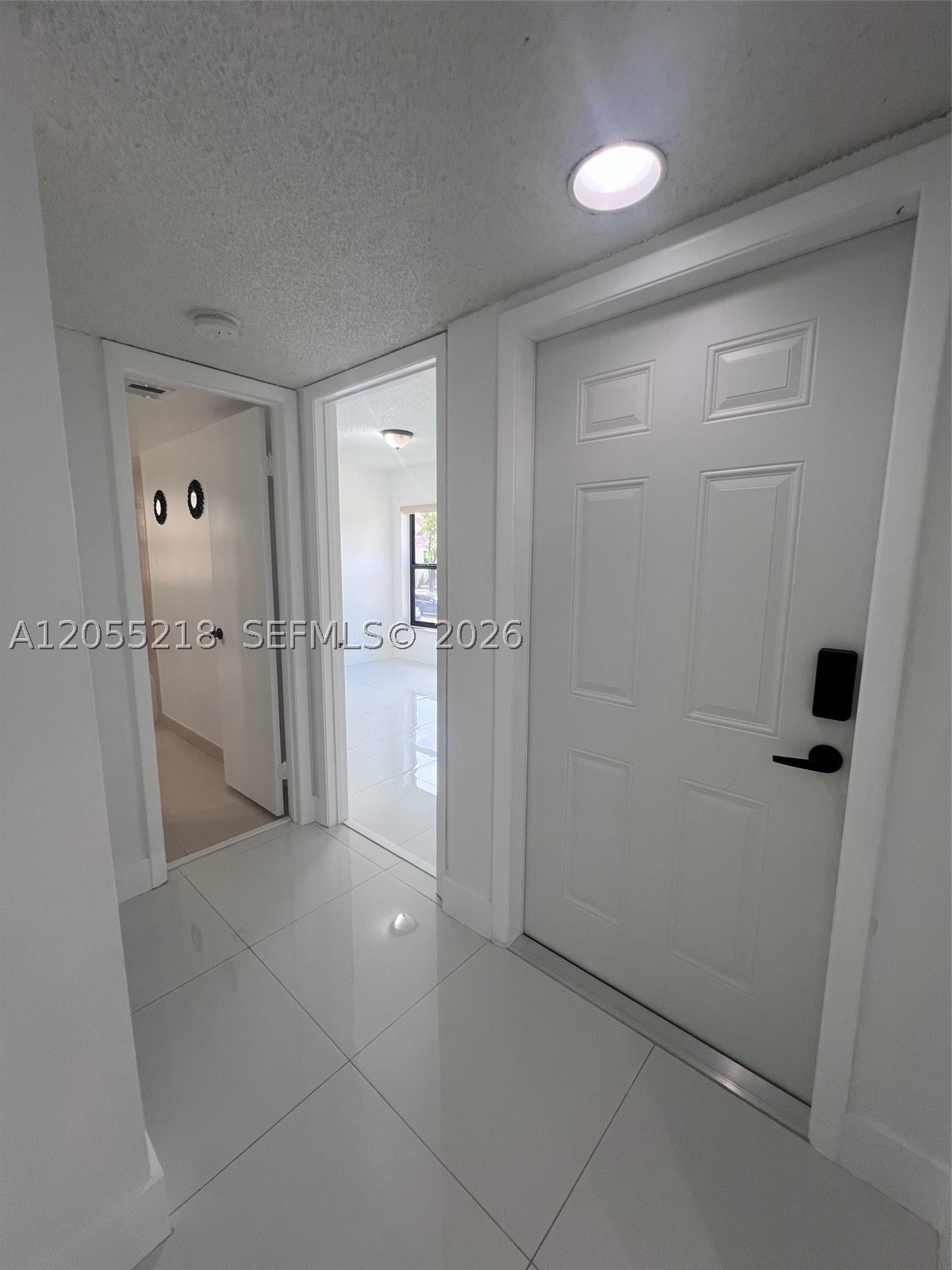 ELAN AT CALUSA CONDO VI - Residential Lease