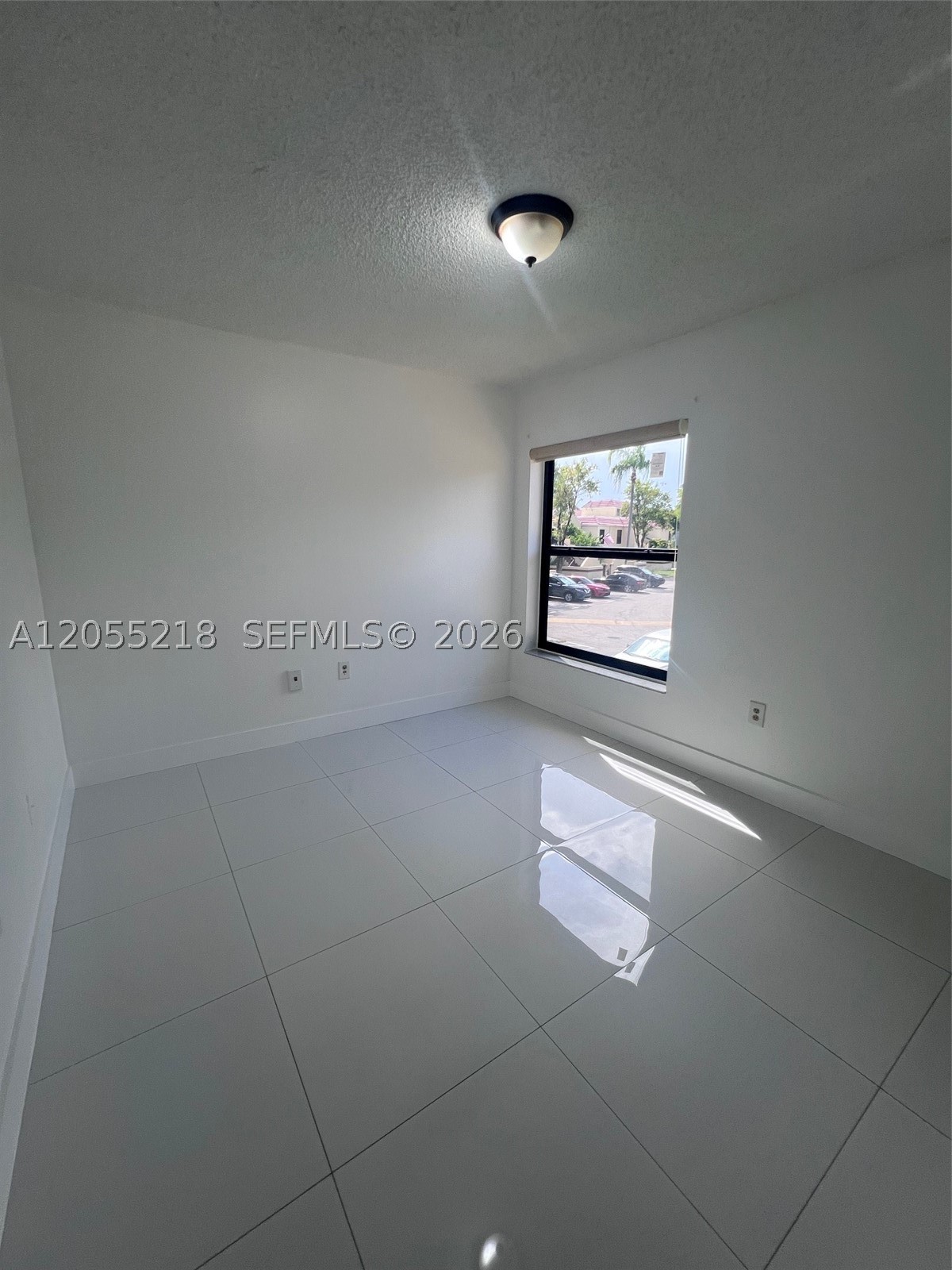 ELAN AT CALUSA CONDO VI - Residential Lease