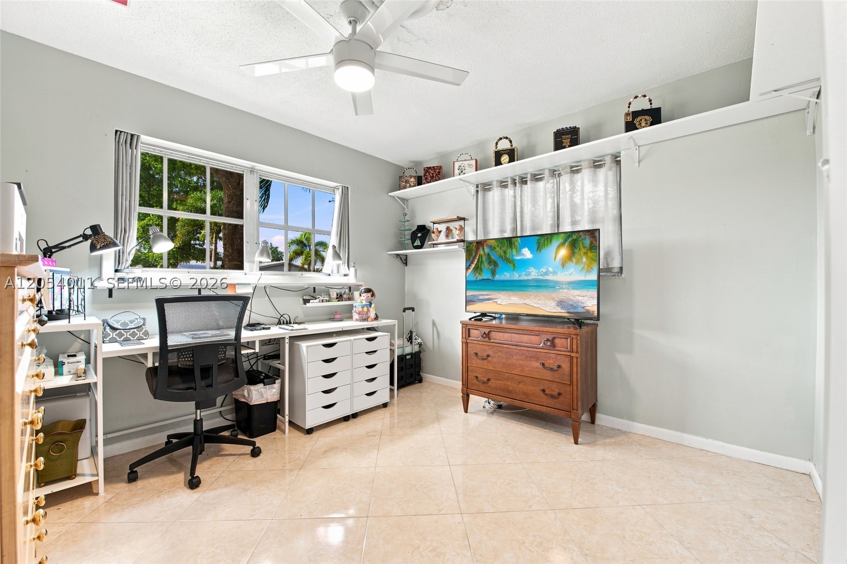 PLANTATION PARK LAKESITES - Residential