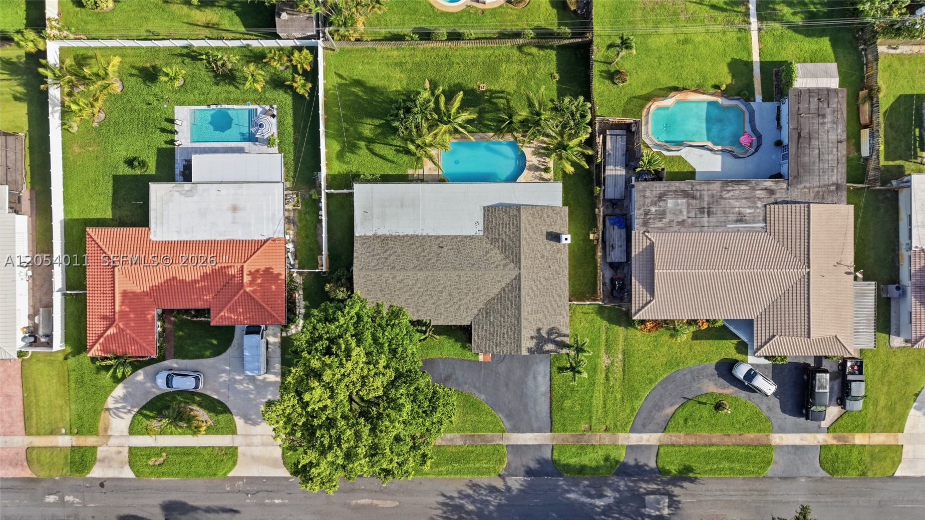 PLANTATION PARK LAKESITES - Residential
