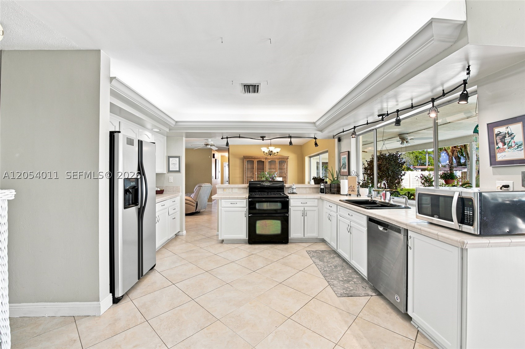 PLANTATION PARK LAKESITES - Residential