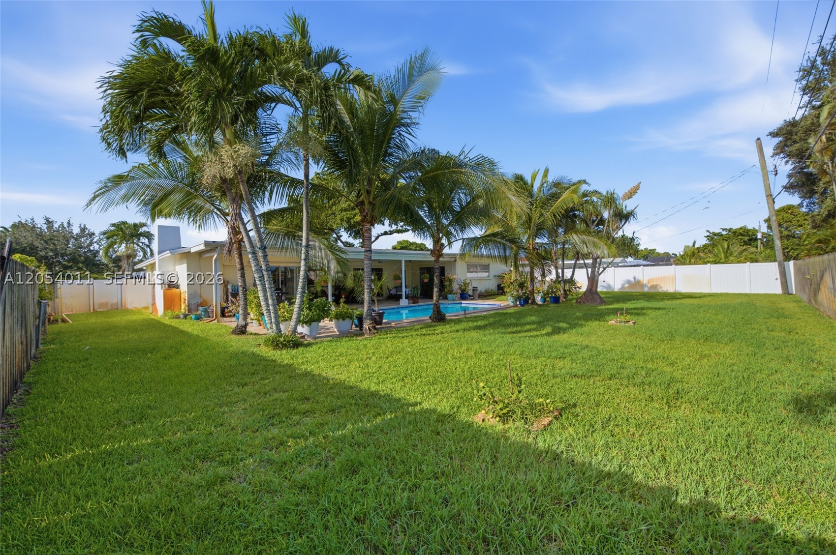 PLANTATION PARK LAKESITES - Residential