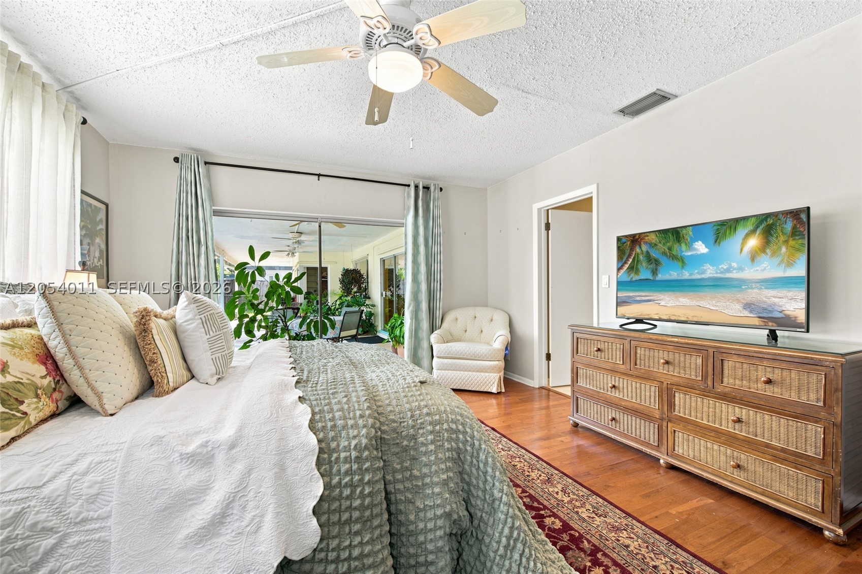 PLANTATION PARK LAKESITES - Residential