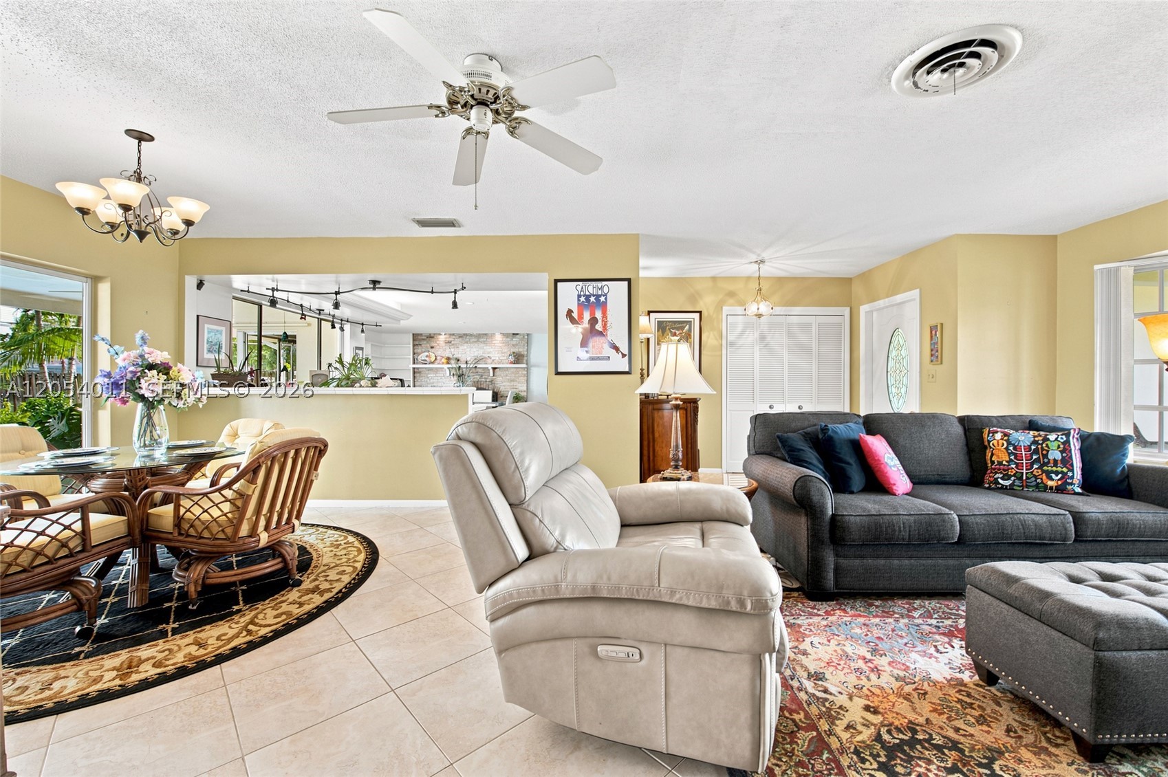 PLANTATION PARK LAKESITES - Residential