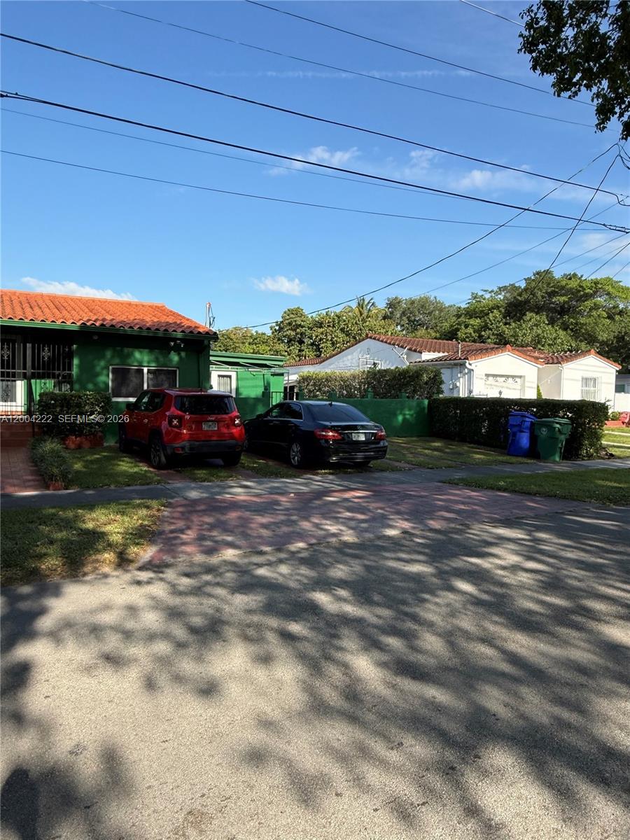 FLOYDS GROVES ESTATES - Residential