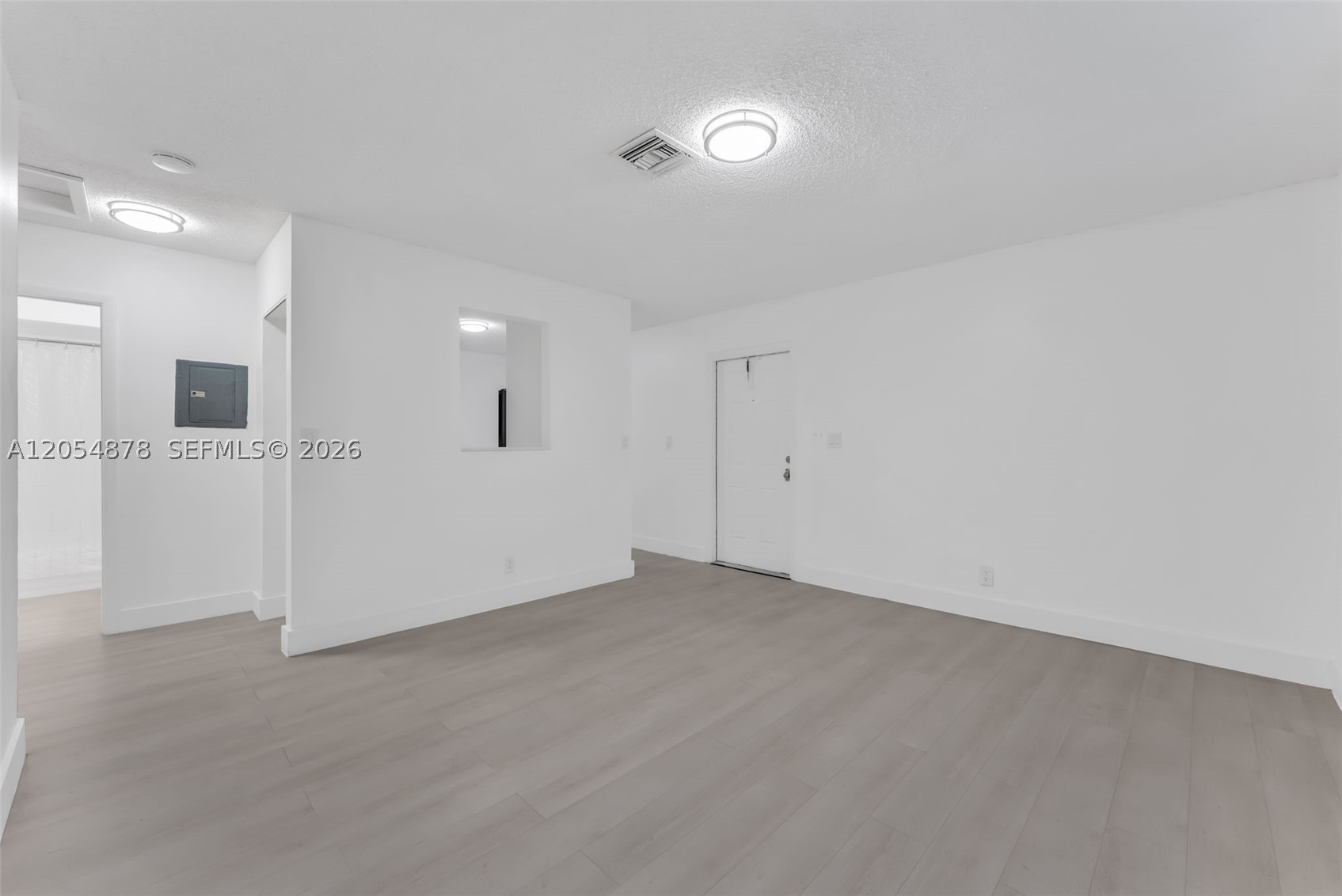 HOLLYWOOD CENTER AMEN PLA - Residential Income