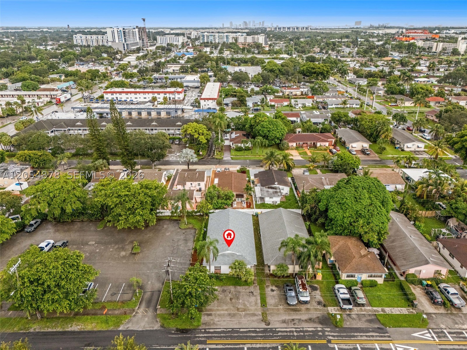 HOLLYWOOD CENTER AMEN PLA - Residential Income
