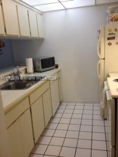 LAS VISTAS AT DORAL CONDO - Residential