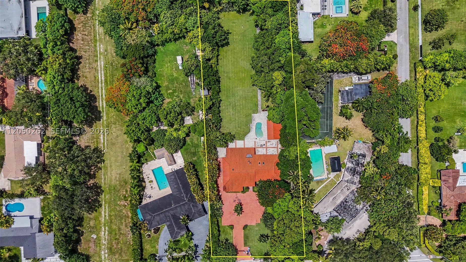 SUNSWEPT GROVES - Residential