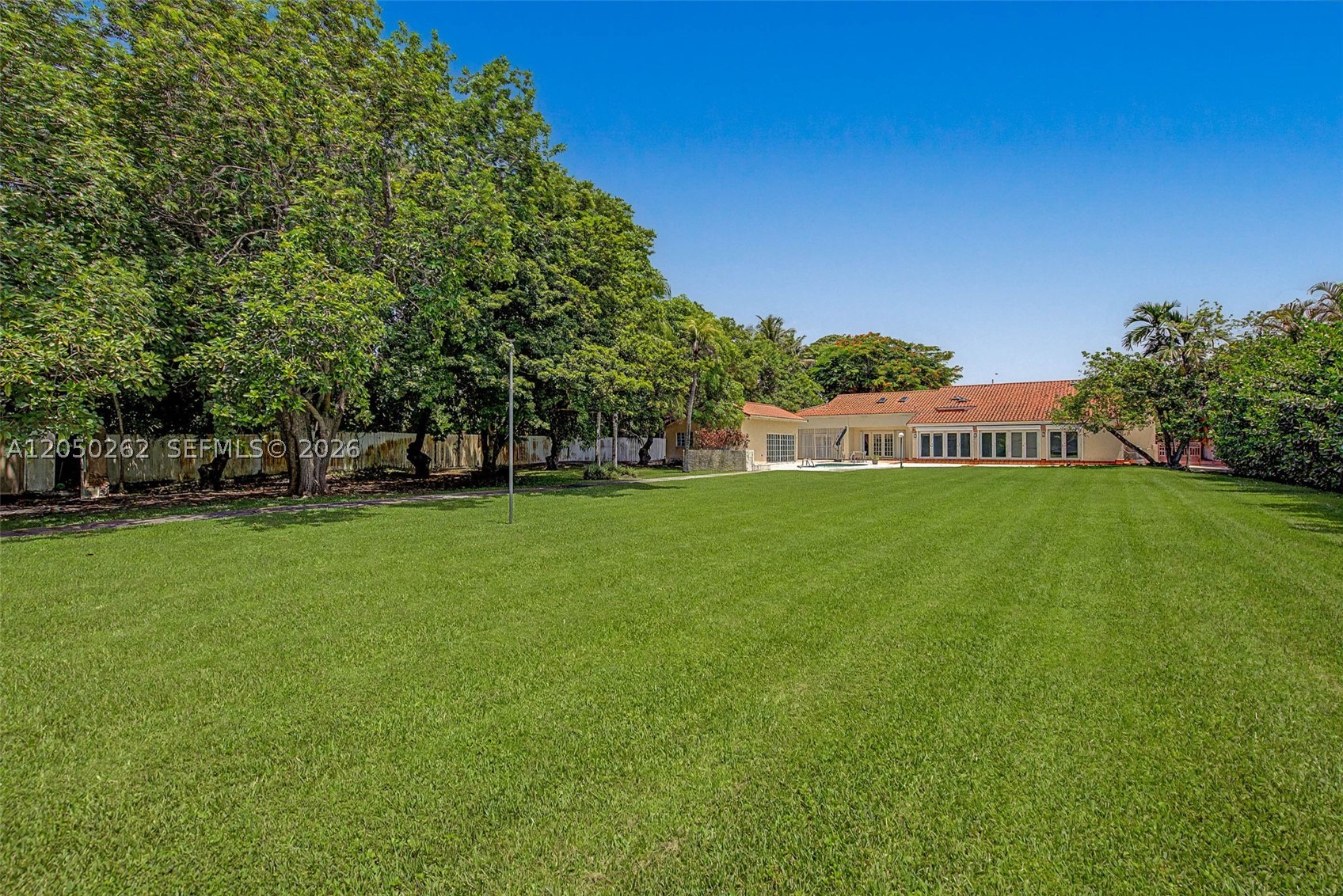 SUNSWEPT GROVES - Residential