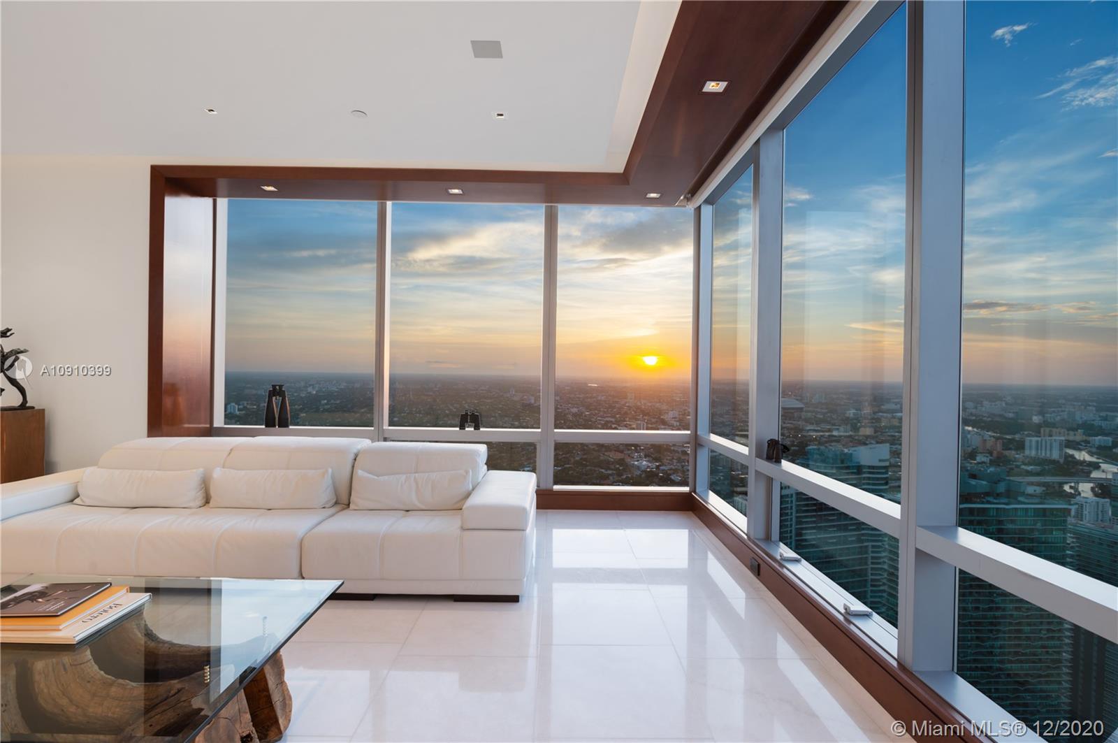 Four Seasons Residence - Residential