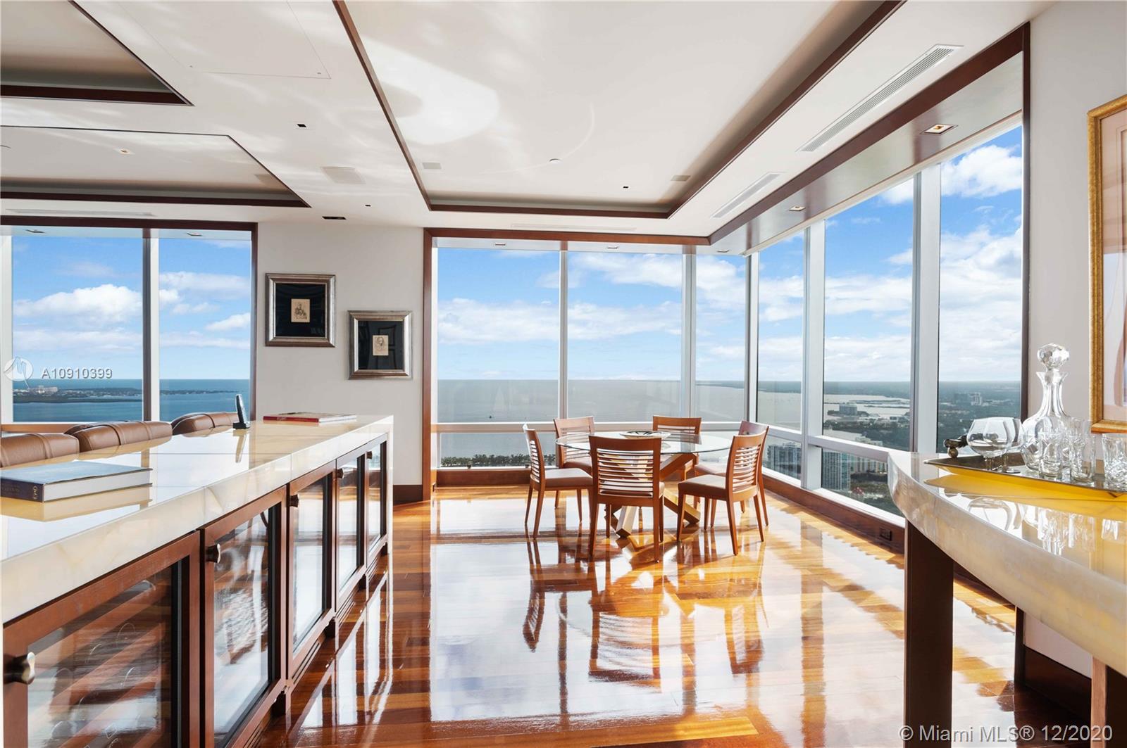 Four Seasons Residence - Residential