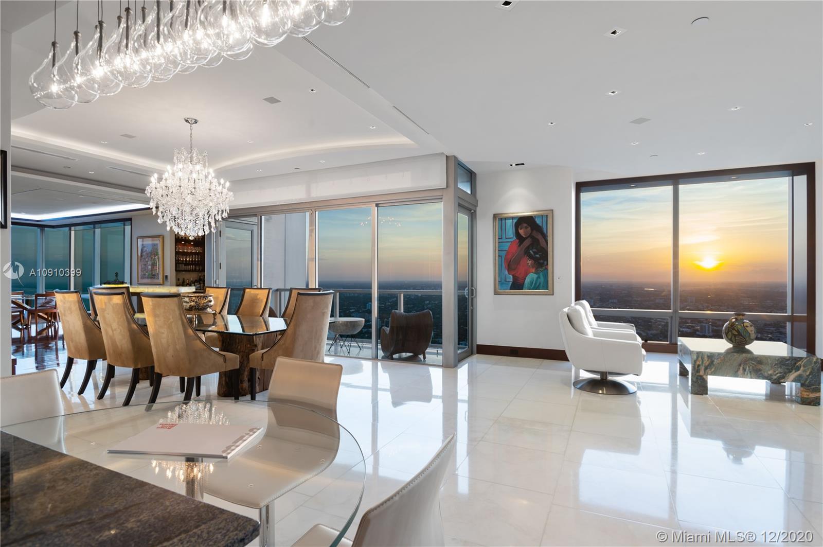 Four Seasons Residence - Residential