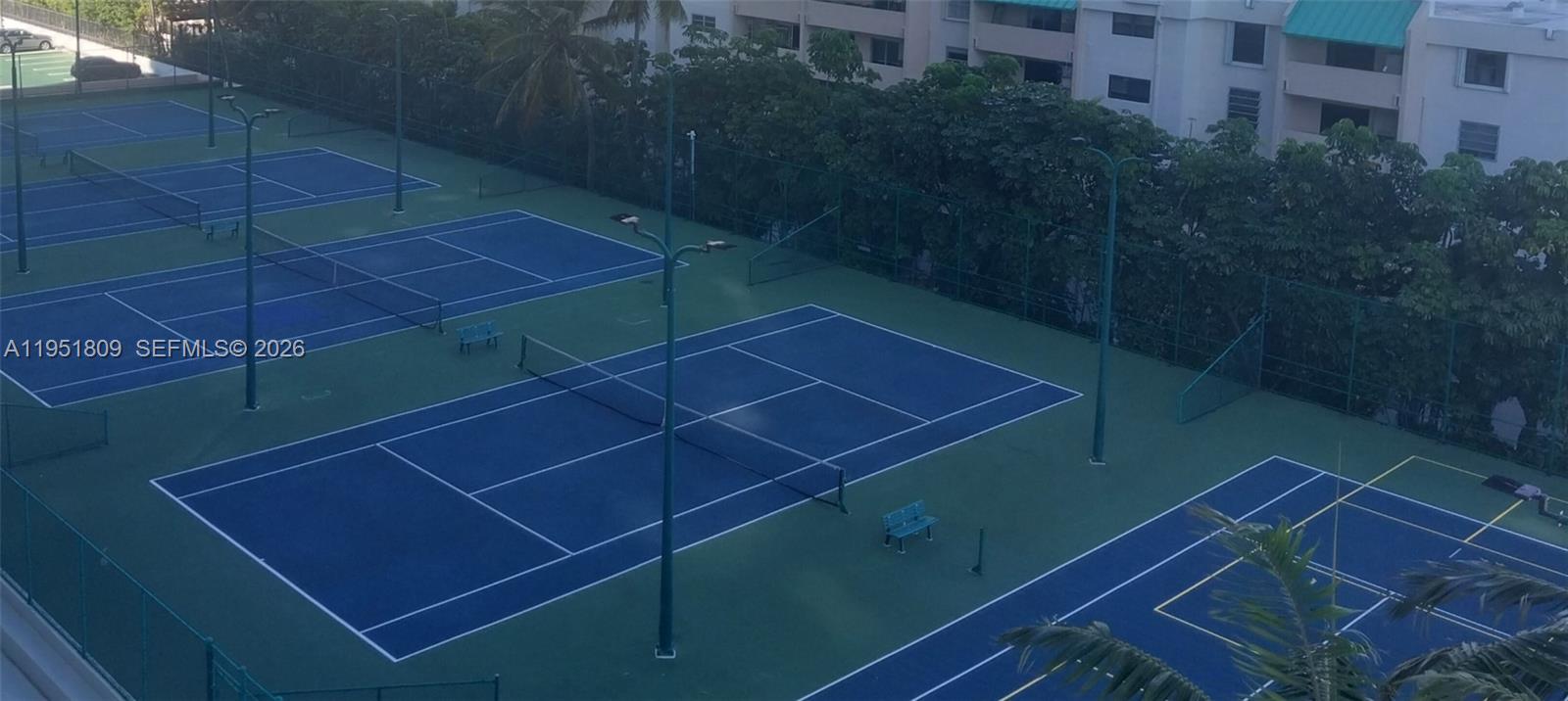 BRICKELL BAY CLUB CONDO - Residential
