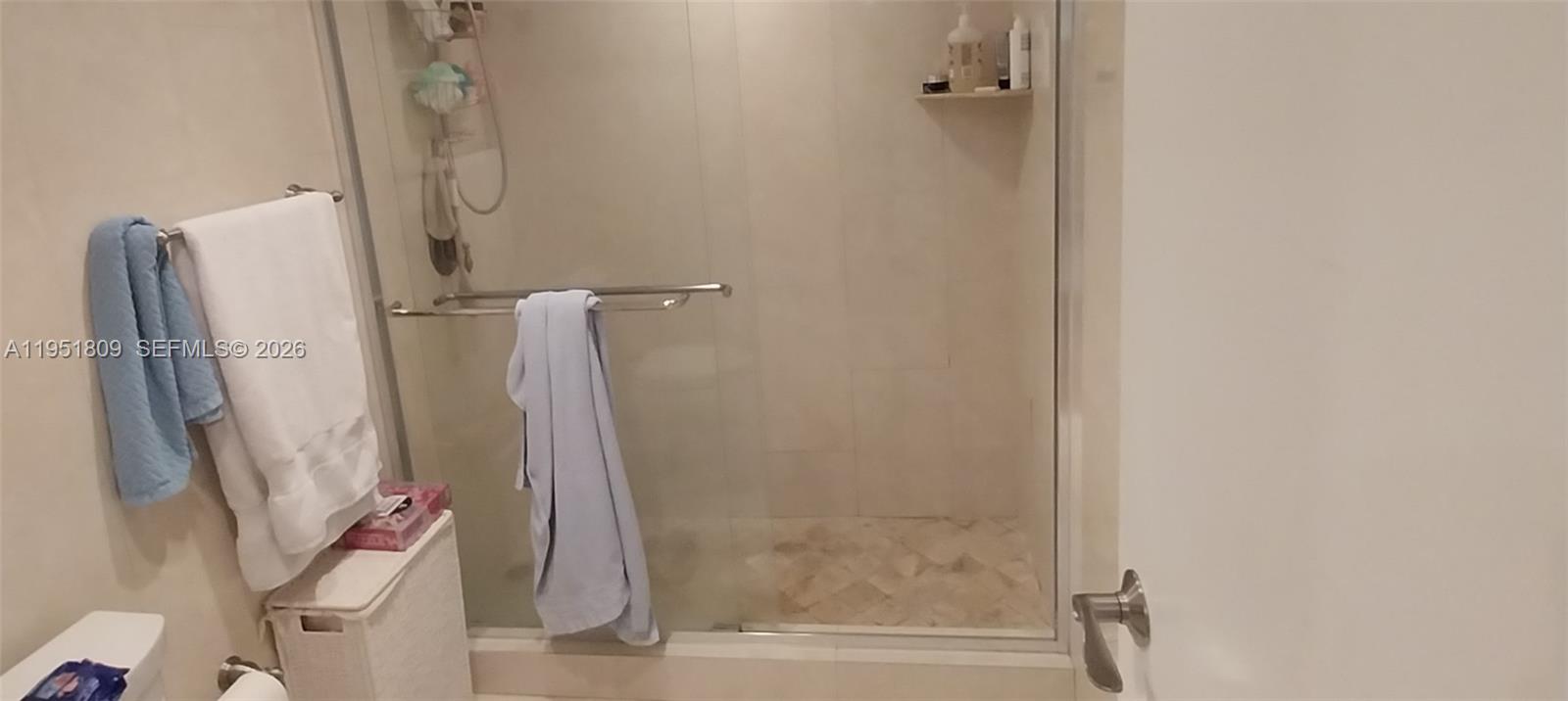 BRICKELL BAY CLUB CONDO - Residential