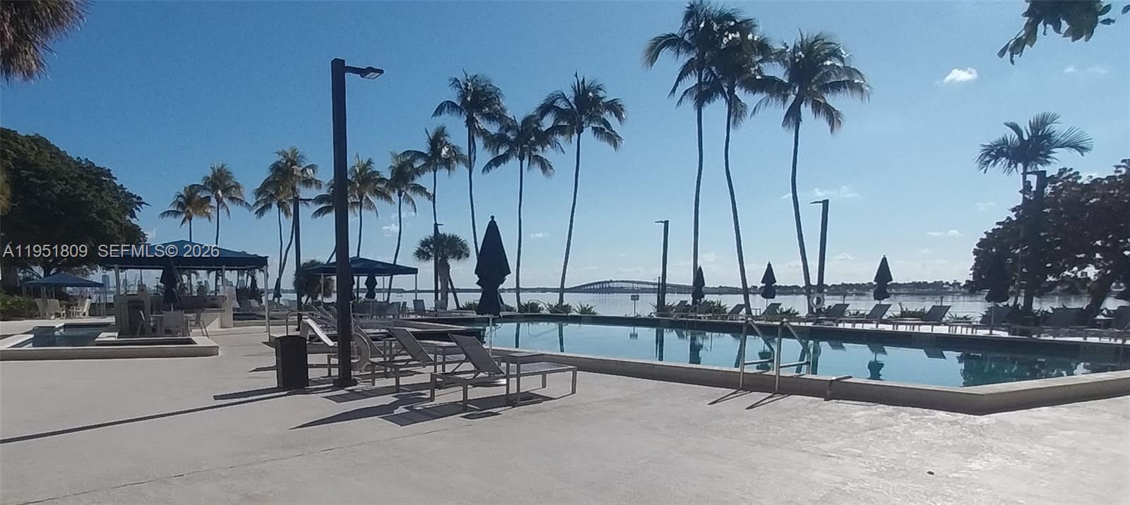 BRICKELL BAY CLUB CONDO - Residential