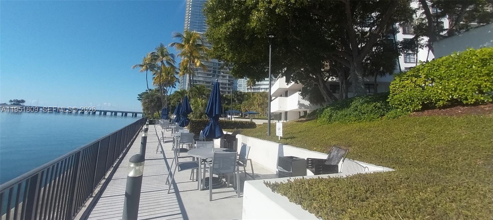BRICKELL BAY CLUB CONDO - Residential